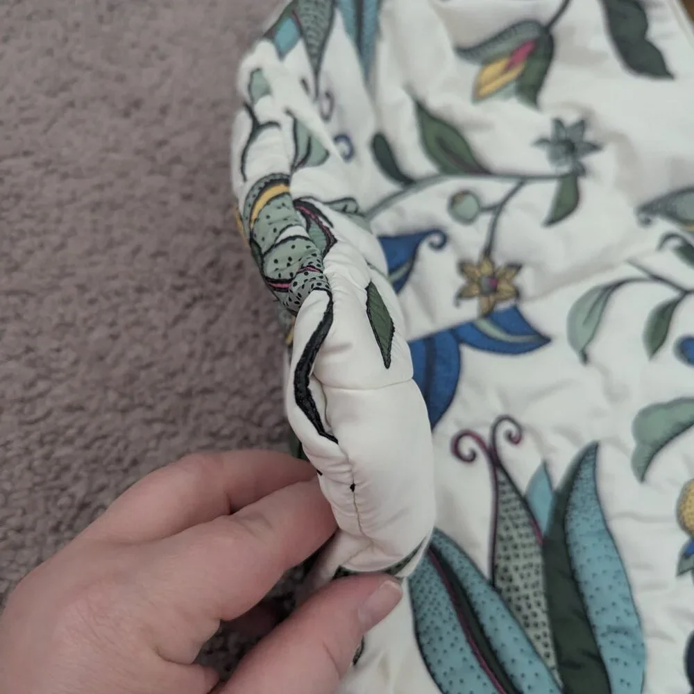 Tory Burch Zoe Quilted Tie Bag in Ivory Floral - Picture 15 of 15